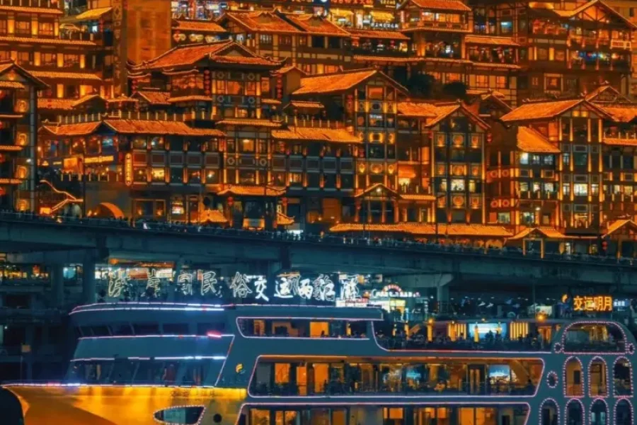 Chongqing Two Rivers Cruise: Night Views & River Scenery