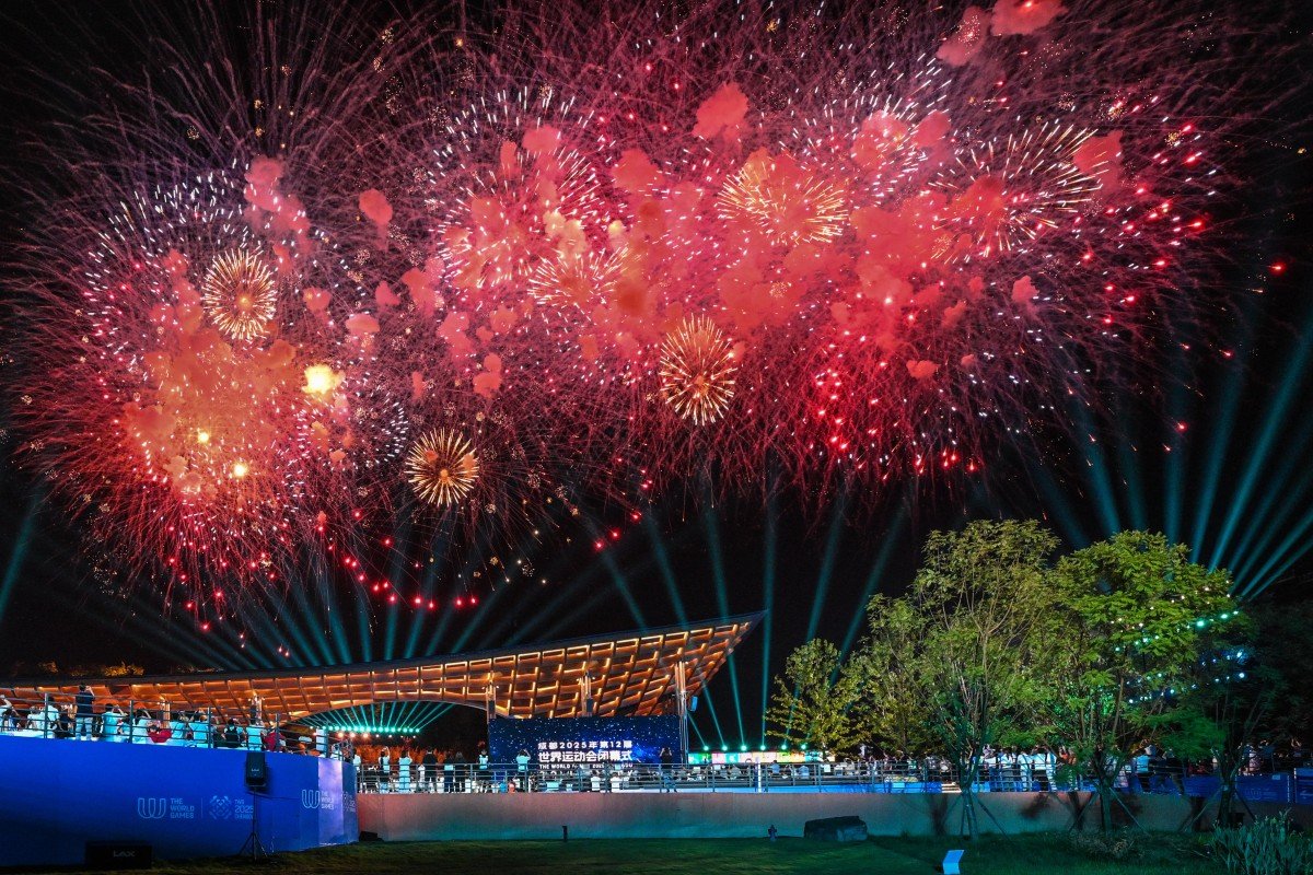 The closing ceremony of the World Games 2025 in Chengdu, with fireworks lighting up the sky over the stadium.